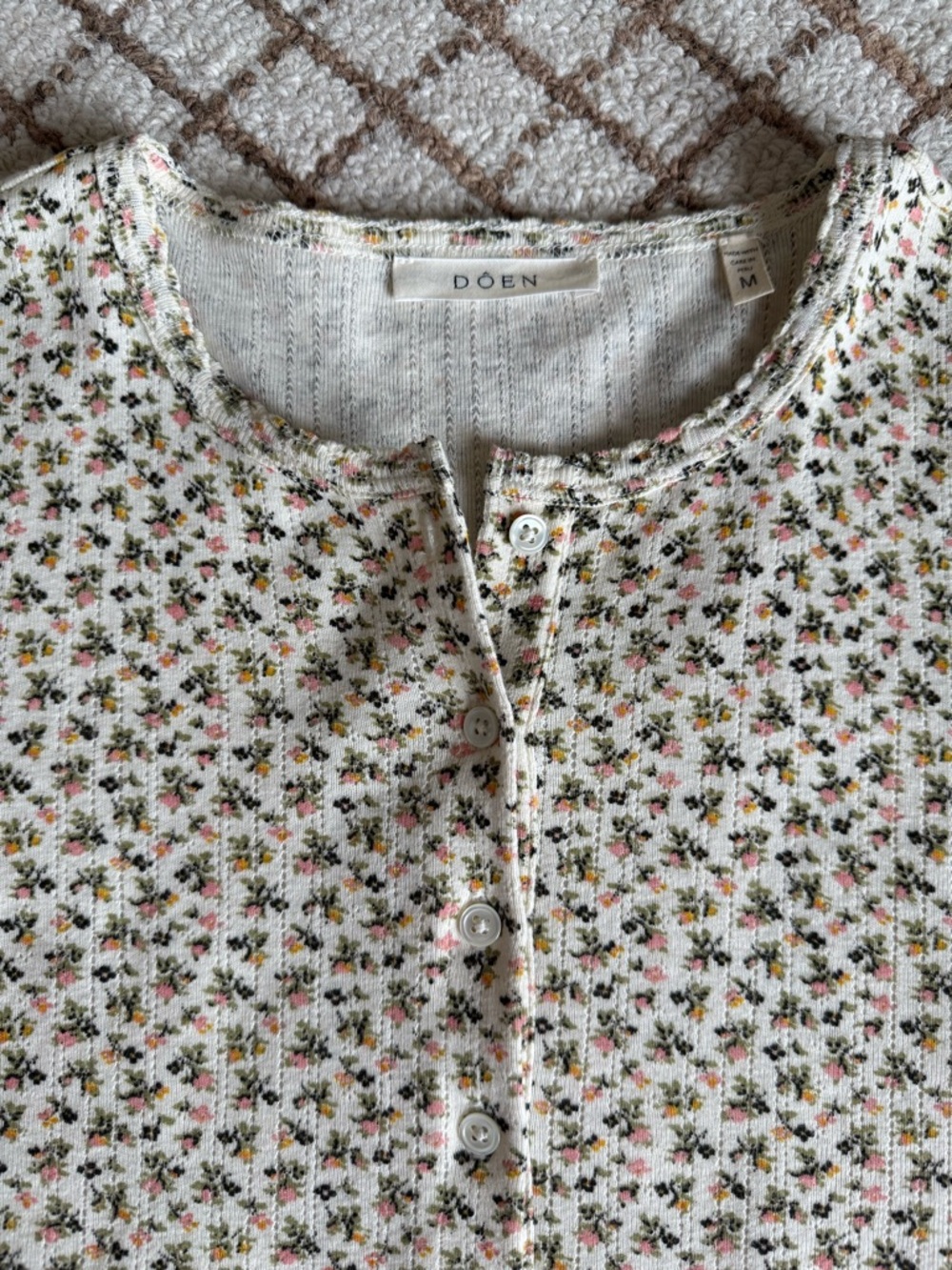 Doen Floral Cotton Tee women’s Medium - Picture 4 of 7